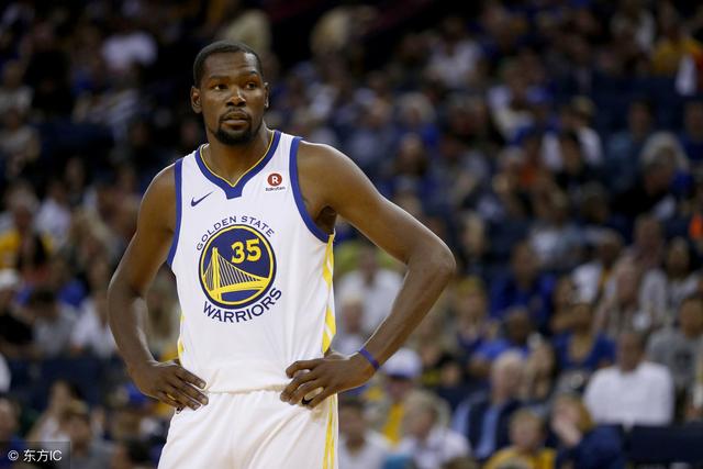 留住核心！陈盈骏3年顶薪合同续约广州队